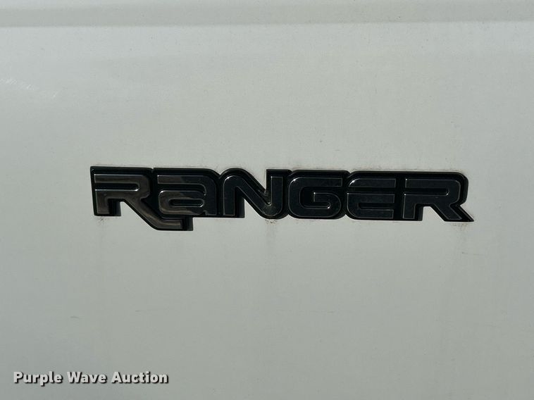image for item NJ9531 2002 Ford Ranger  pickup truck