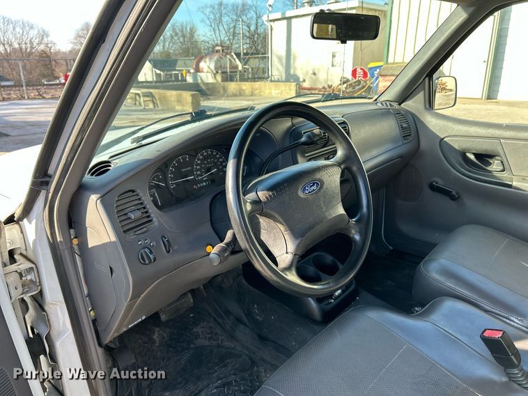 image for item NJ9531 2002 Ford Ranger  pickup truck