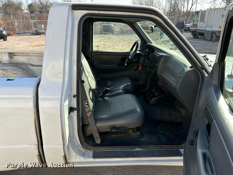 image for item NJ9531 2002 Ford Ranger  pickup truck