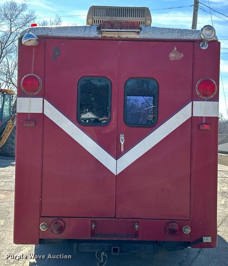 image for item NJ9535 1975 Chevrolet delivery truck