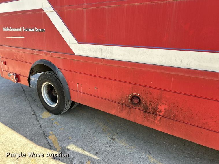 image for item NJ9535 1975 Chevrolet delivery truck