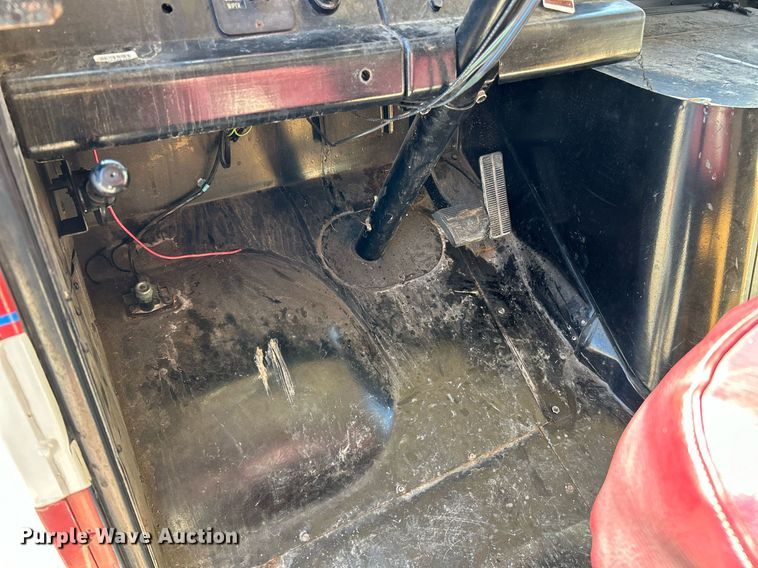 image for item NJ9535 1975 Chevrolet delivery truck