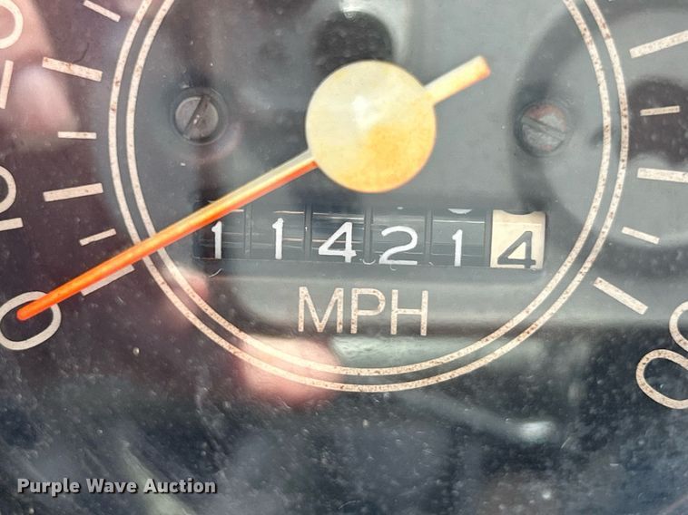 image for item NJ9535 1975 Chevrolet delivery truck