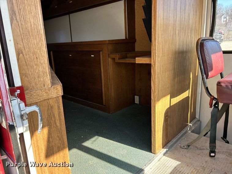 image for item NJ9535 1975 Chevrolet delivery truck