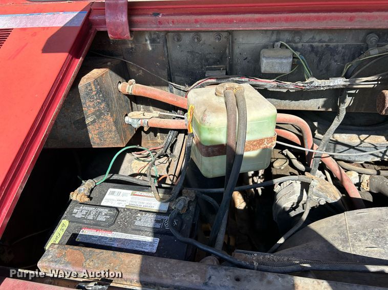 image for item NJ9535 1975 Chevrolet delivery truck