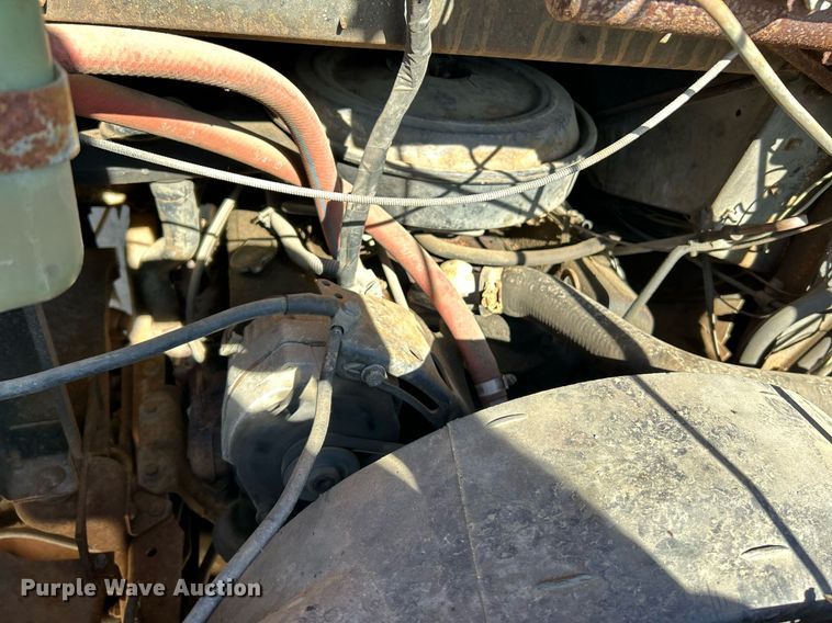 image for item NJ9535 1975 Chevrolet delivery truck