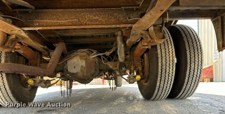 image for item NJ9535 1975 Chevrolet delivery truck