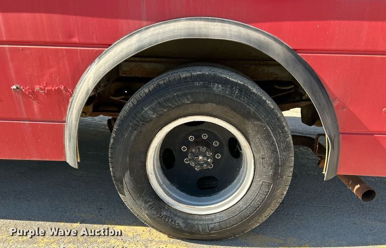 image for item NJ9535 1975 Chevrolet delivery truck