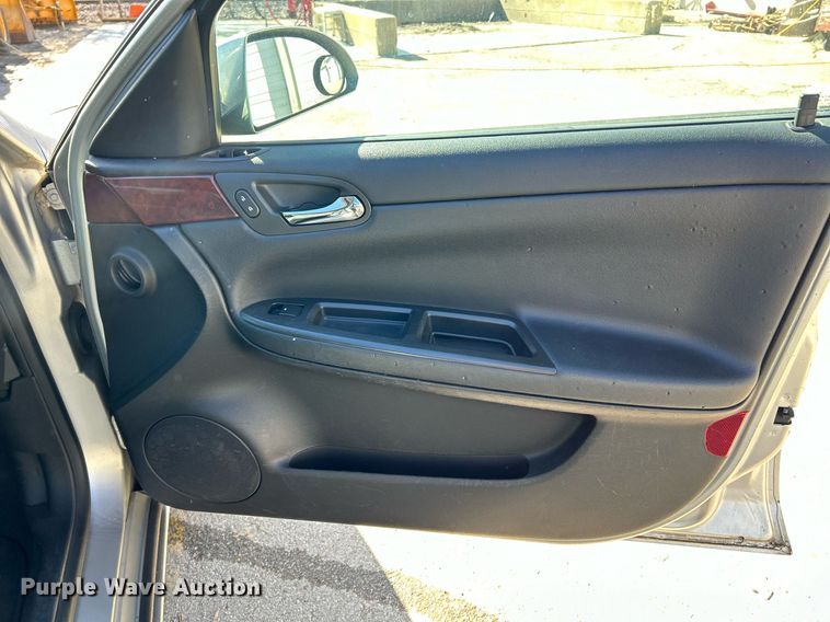 image for item NJ9540 2006 Chevrolet Impala LT 