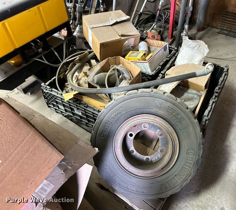 image for item NJ9541 Tennant Sentinel street sweeper