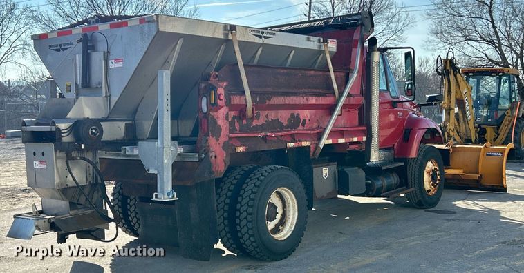 image for item NJ9542 2006 International 7400 dump truck