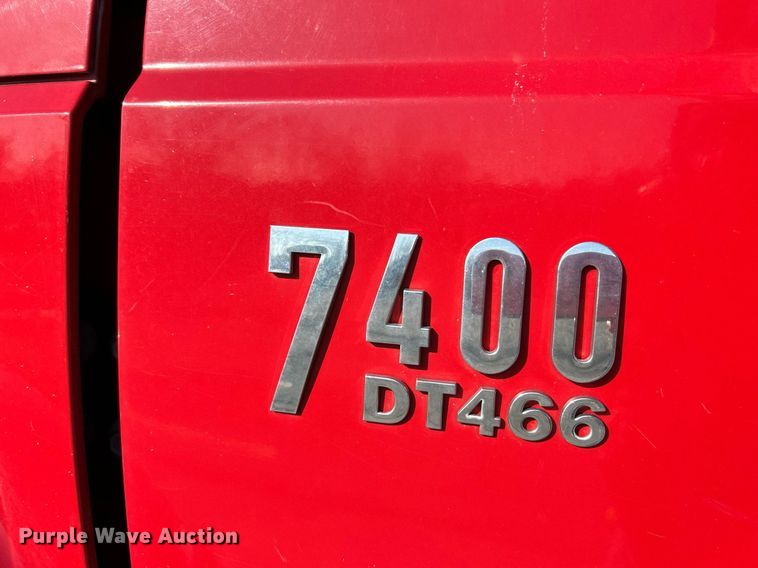 image for item NJ9542 2006 International 7400 dump truck