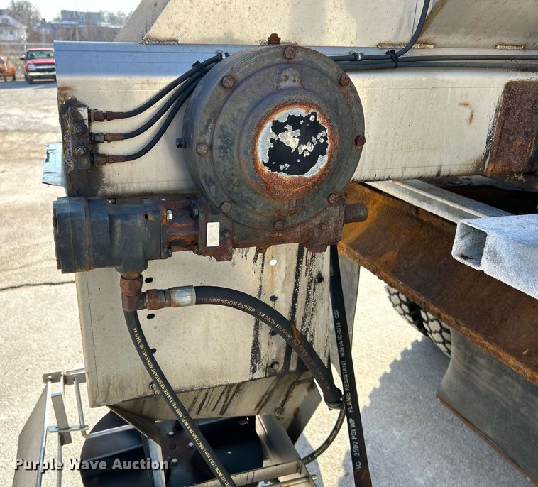 image for item NJ9542 2006 International 7400 dump truck