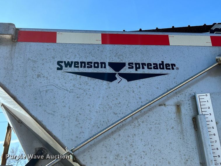 image for item NJ9542 2006 International 7400 dump truck