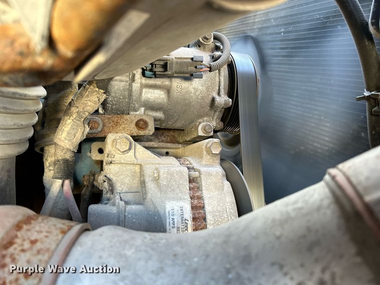 image for item NJ9542 2006 International 7400 dump truck