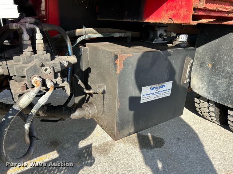 image for item NJ9542 2006 International 7400 dump truck