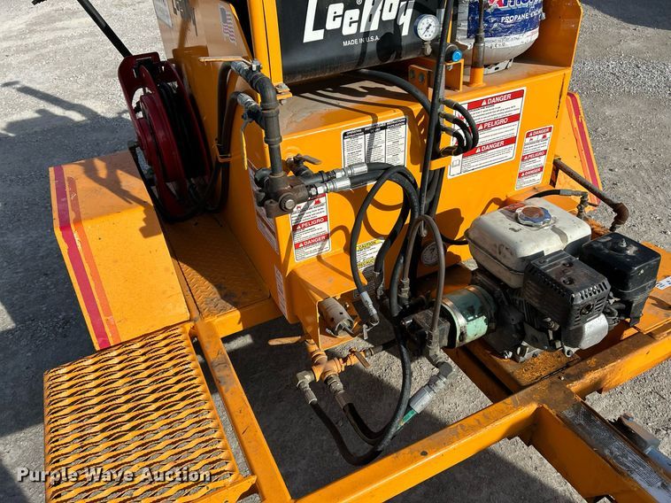 image for item NJ9544 LeeBoy L150 tack distributor