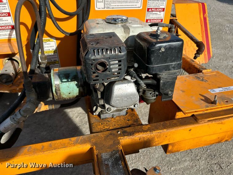 image for item NJ9544 LeeBoy L150 tack distributor