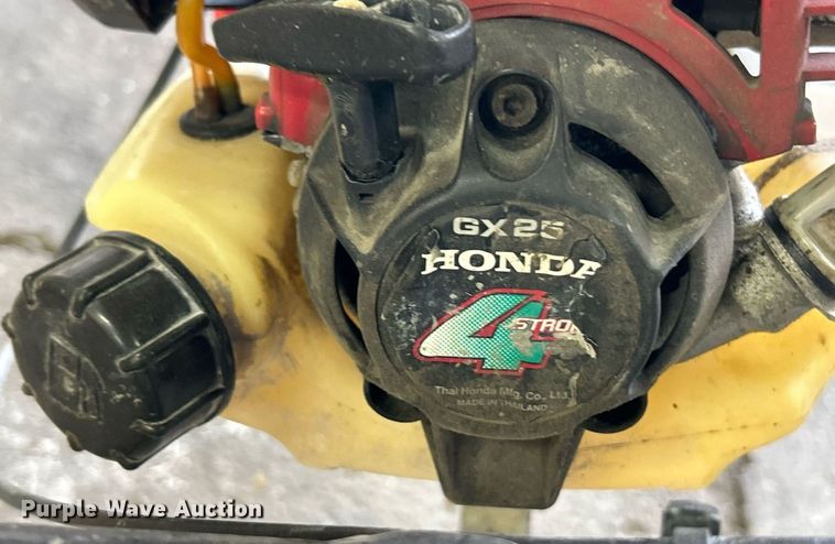 image for item NJ9547 Black Beauty vibrating screed