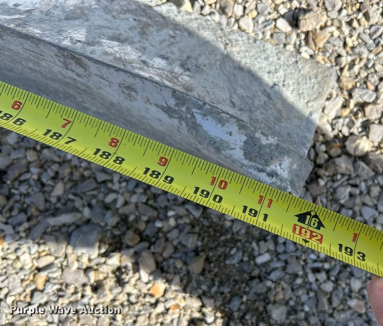 image for item NJ9547 Black Beauty vibrating screed