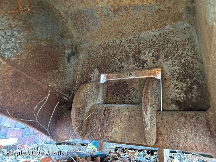 image for item NJ9549 CP Deere 310SG/410G backhoe bucket