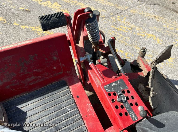 image for item NJ9551 Ferris IS3100Z Big Block ZTR lawn mower