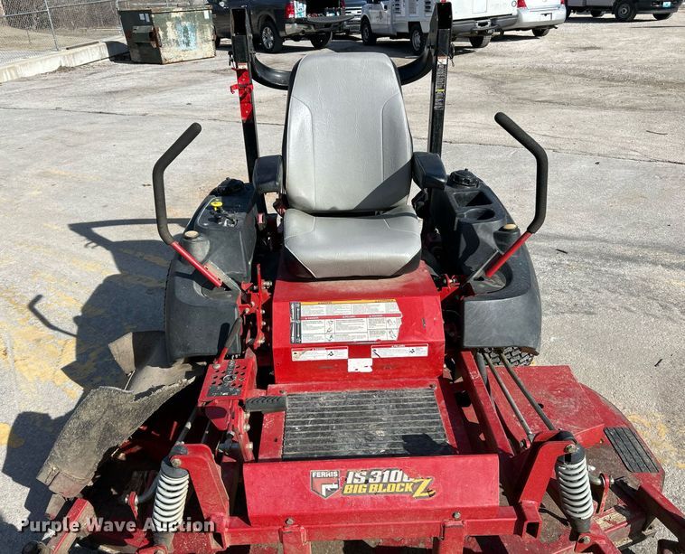 image for item NJ9551 Ferris IS3100Z Big Block ZTR lawn mower