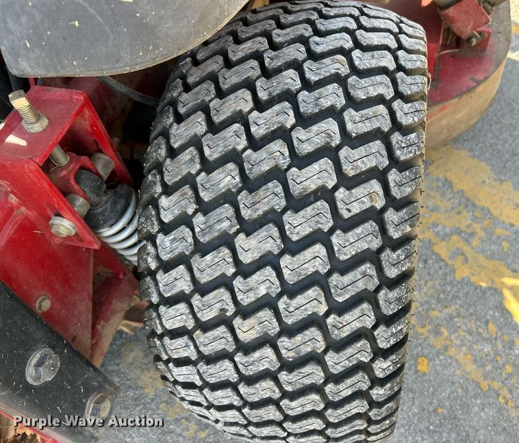 image for item NJ9551 Ferris IS3100Z Big Block ZTR lawn mower