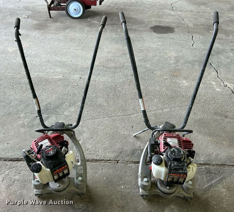 image for item NJ9552 ScreeDemon WS500 vibrating screed