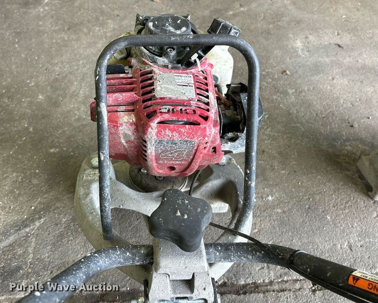 image for item NJ9552 ScreeDemon WS500 vibrating screed