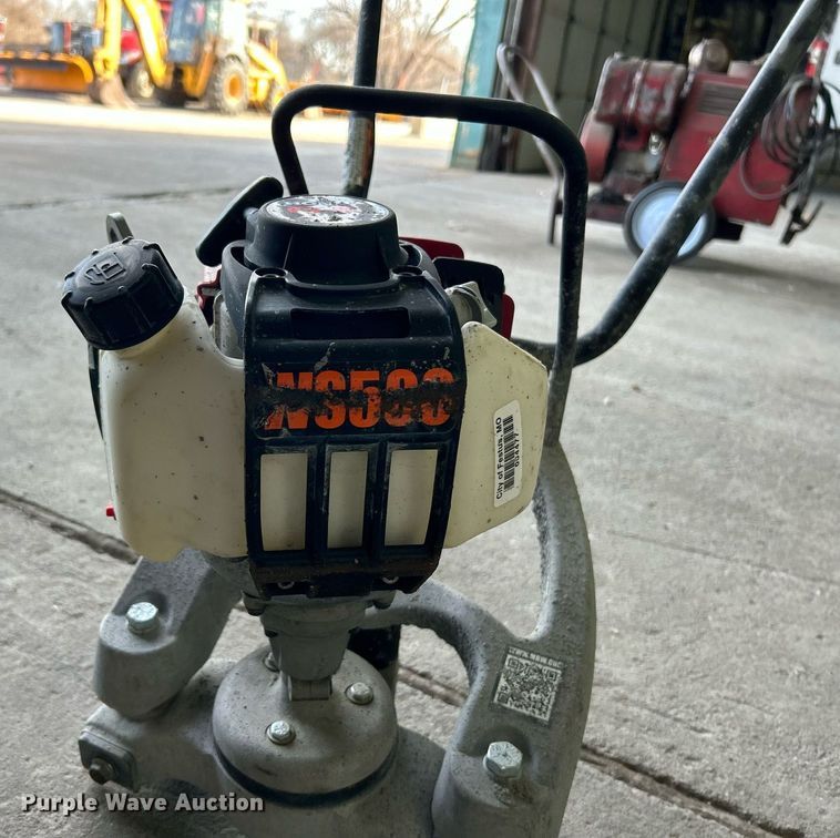 image for item NJ9552 ScreeDemon WS500 vibrating screed