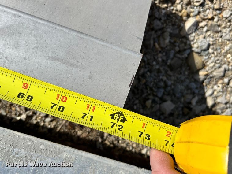 image for item NJ9552 ScreeDemon WS500 vibrating screed