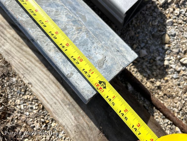 image for item NJ9552 ScreeDemon WS500 vibrating screed