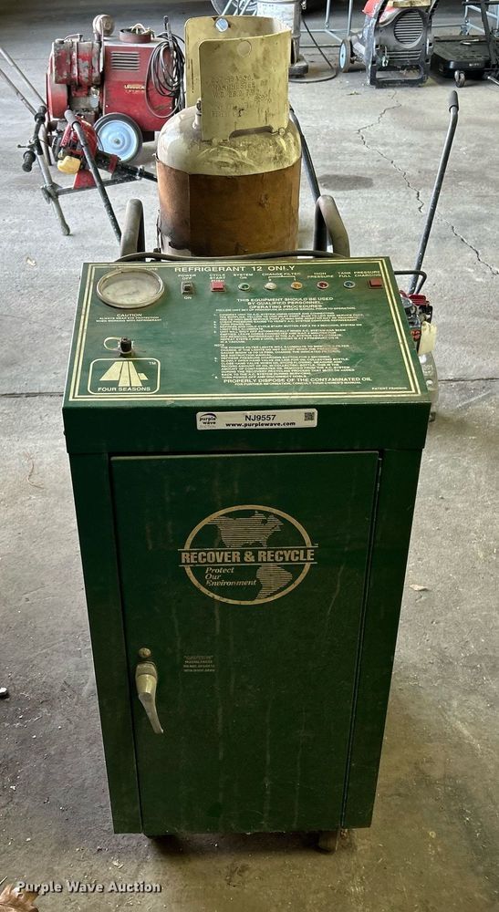 image for item NJ9557 Four Seasons  59900 refrigerant recycling and recharging system