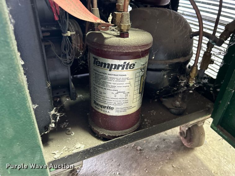 image for item NJ9557 Four Seasons  59900 refrigerant recycling and recharging system