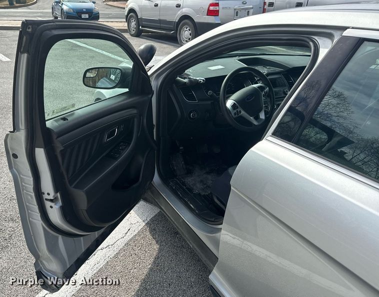 image for item NM9281 2016 Ford Taurus Police Interceptor 