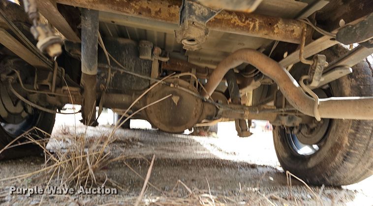 image for item NP9154 2004 GMC Sierra 1500 Ext. Cab pickup truck