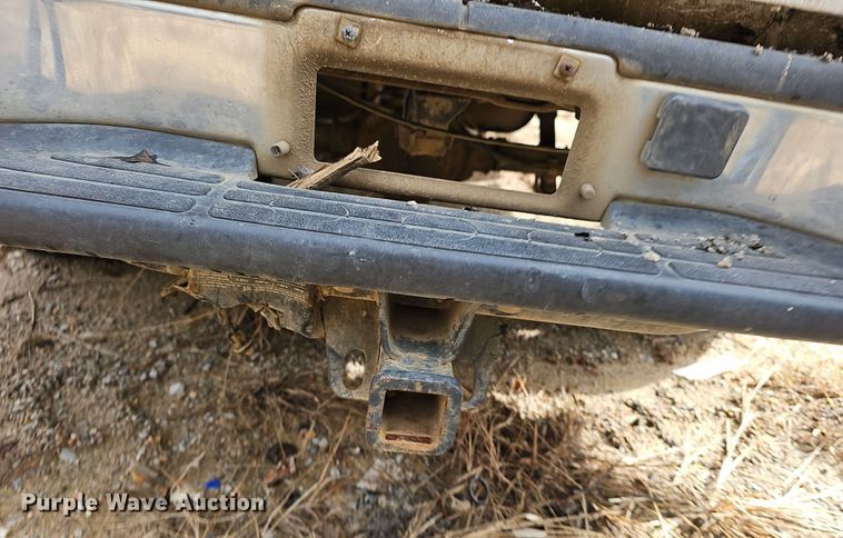 image for item NP9154 2004 GMC Sierra 1500 Ext. Cab pickup truck