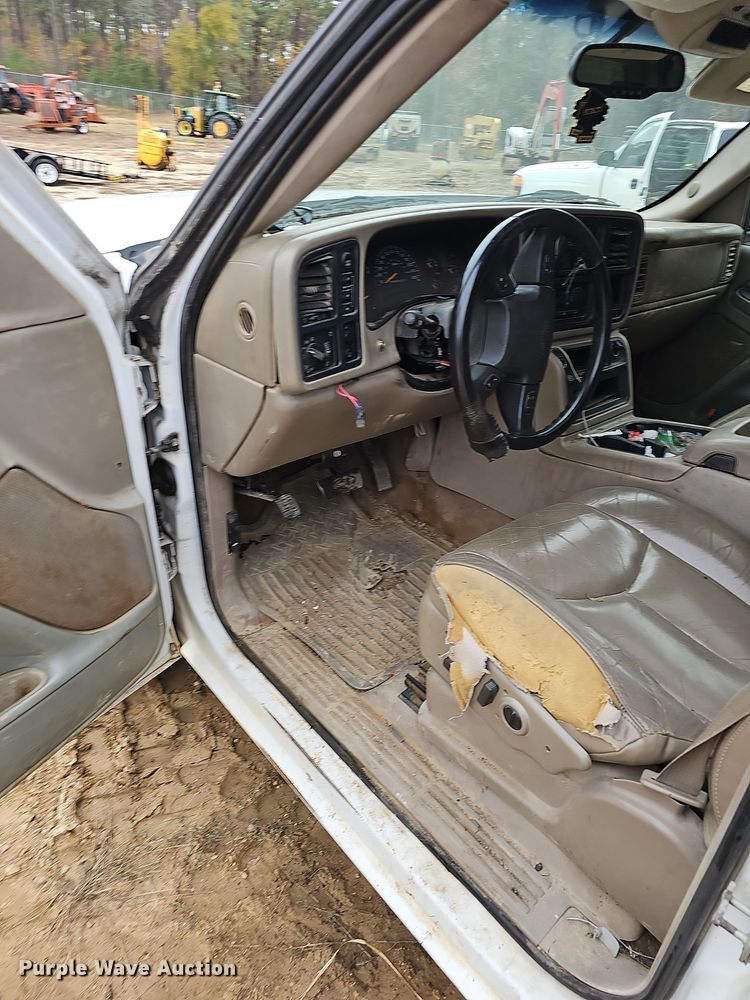 image for item NP9156 2007 Chevrolet  Silverado 1500 Crew Cab pickup truck