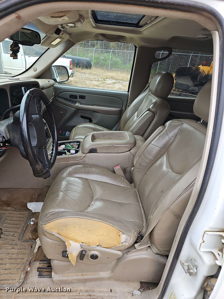 image for item NP9156 2007 Chevrolet  Silverado 1500 Crew Cab pickup truck