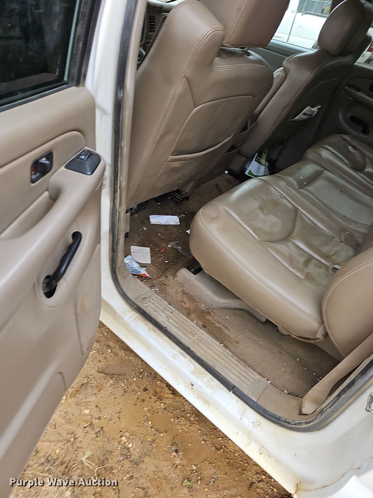 image for item NP9156 2007 Chevrolet  Silverado 1500 Crew Cab pickup truck