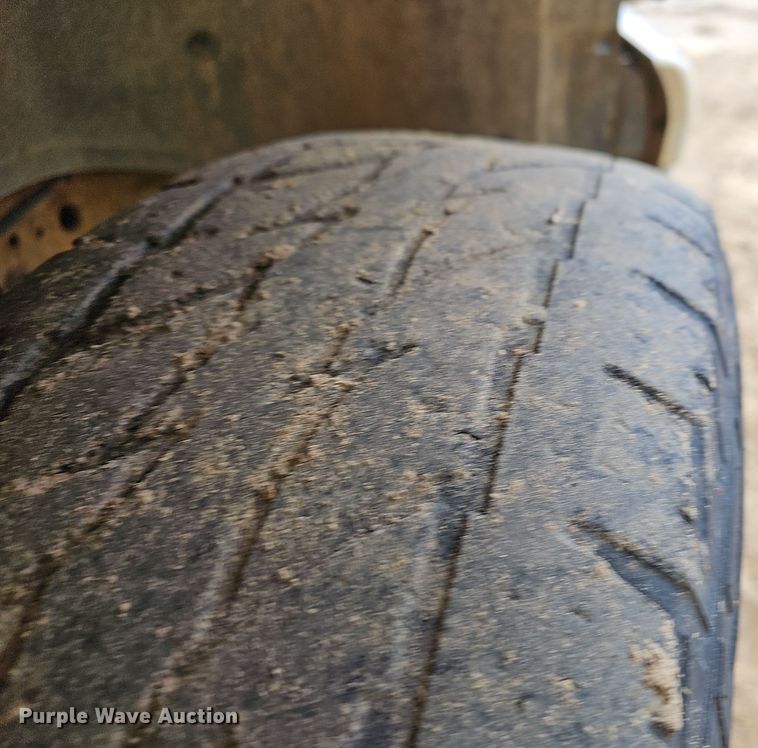 image for item NP9156 2007 Chevrolet  Silverado 1500 Crew Cab pickup truck