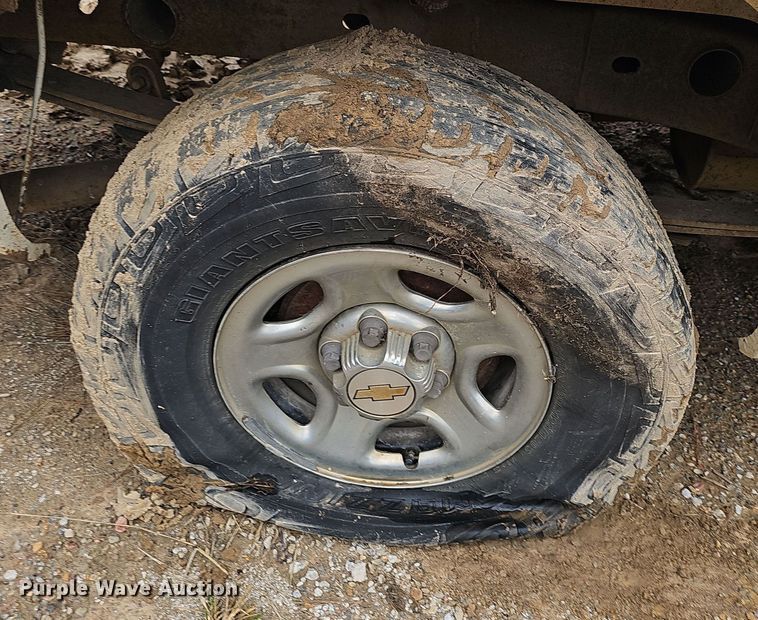 image for item NP9156 2007 Chevrolet  Silverado 1500 Crew Cab pickup truck