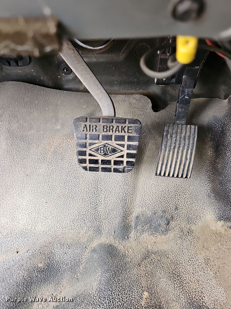 image for item NP9161 2008 Ford F750 Super Duty XL utility / service truck