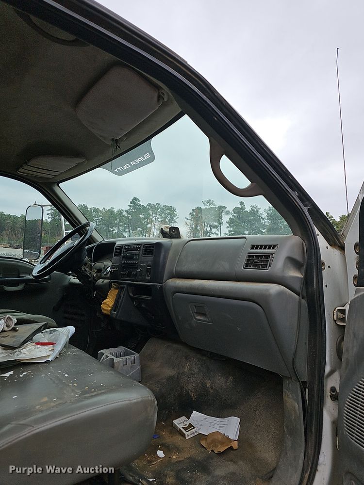 image for item NP9161 2008 Ford F750 Super Duty XL utility / service truck