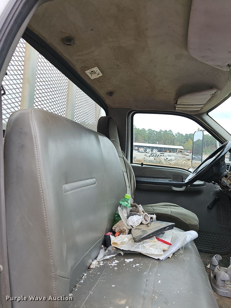 image for item NP9161 2008 Ford F750 Super Duty XL utility / service truck