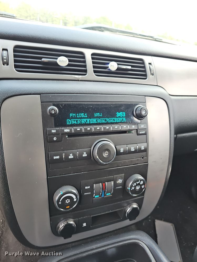 image for item NP9167 2011 Chevrolet Tahoe Police SUV