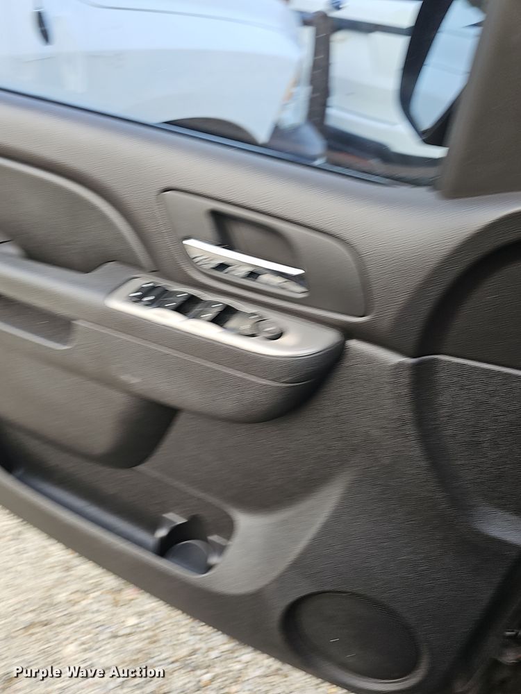 image for item NP9167 2011 Chevrolet Tahoe Police SUV