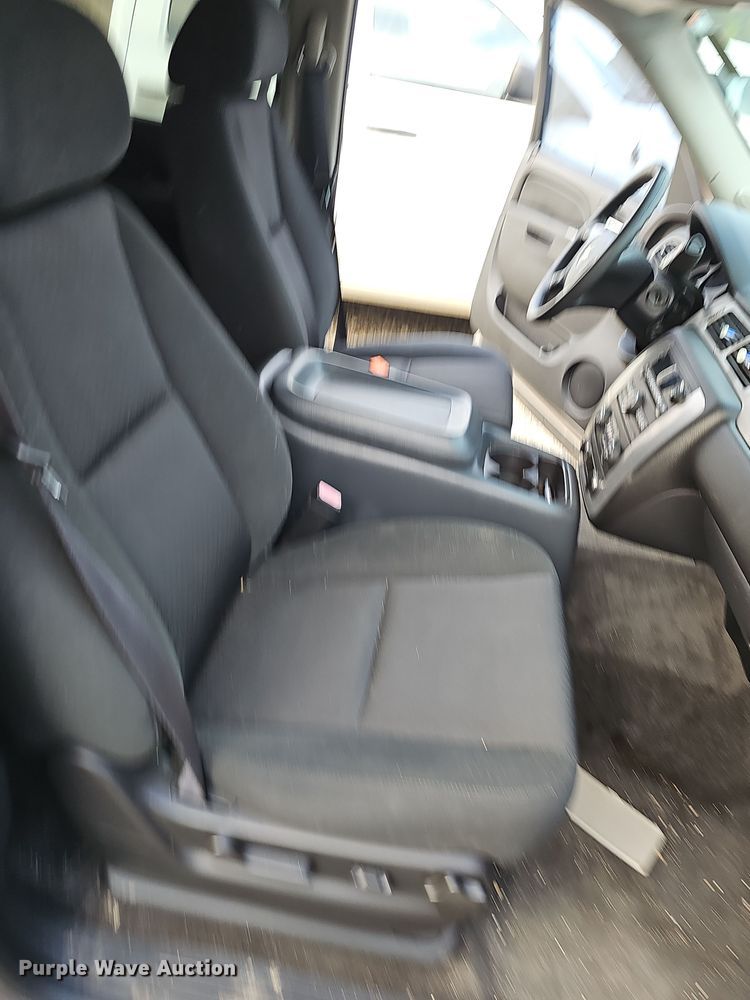 image for item NP9167 2011 Chevrolet Tahoe Police SUV