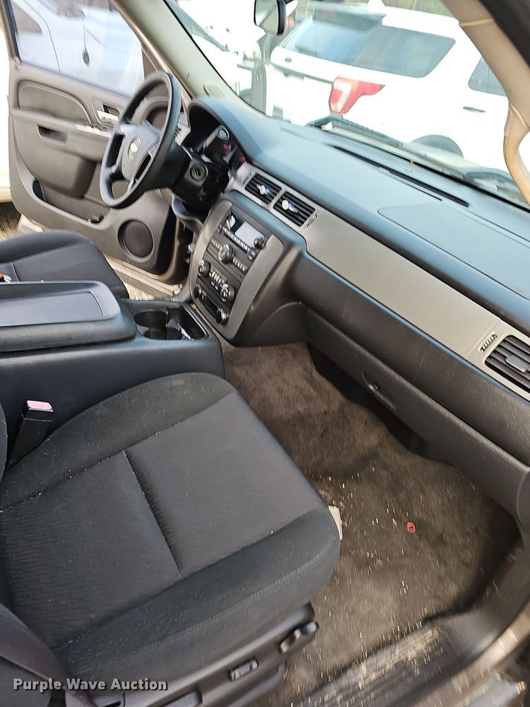 image for item NP9167 2011 Chevrolet Tahoe Police SUV